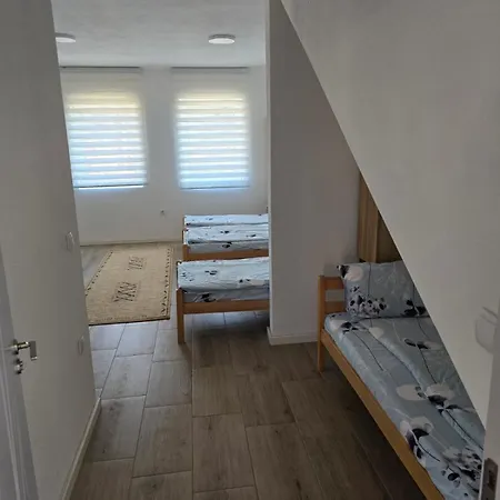 Apartment Thorovic